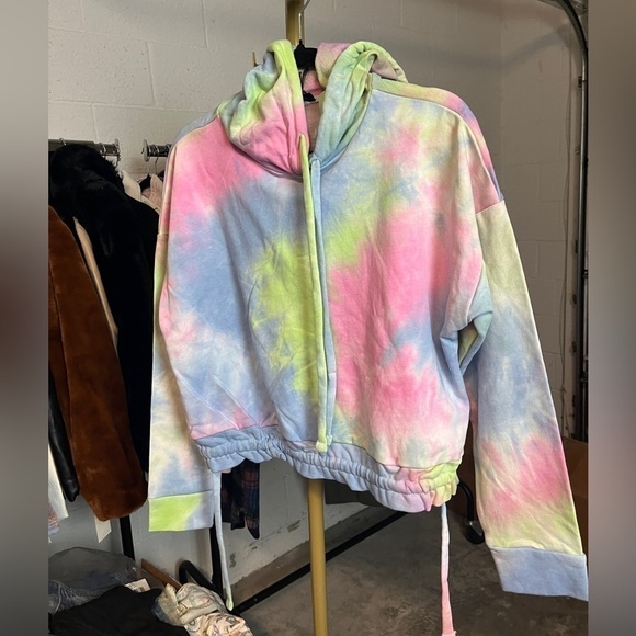 BlankNYC Tease Me Sweatshirt Tie Dye - Picture 2 of 5